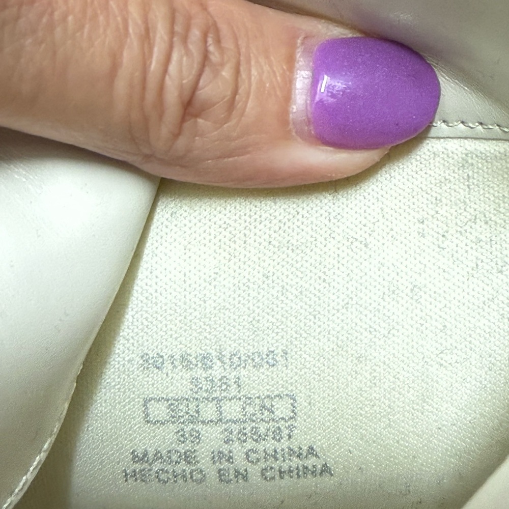 Zara Cream Over the Knee Boots - Picture 3 of 11